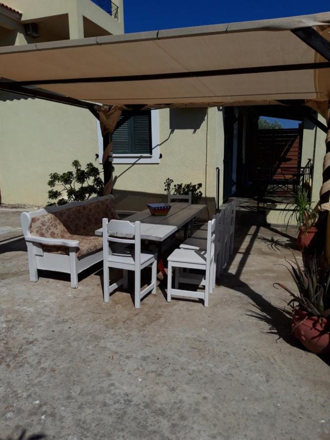 Elaia Country Living *